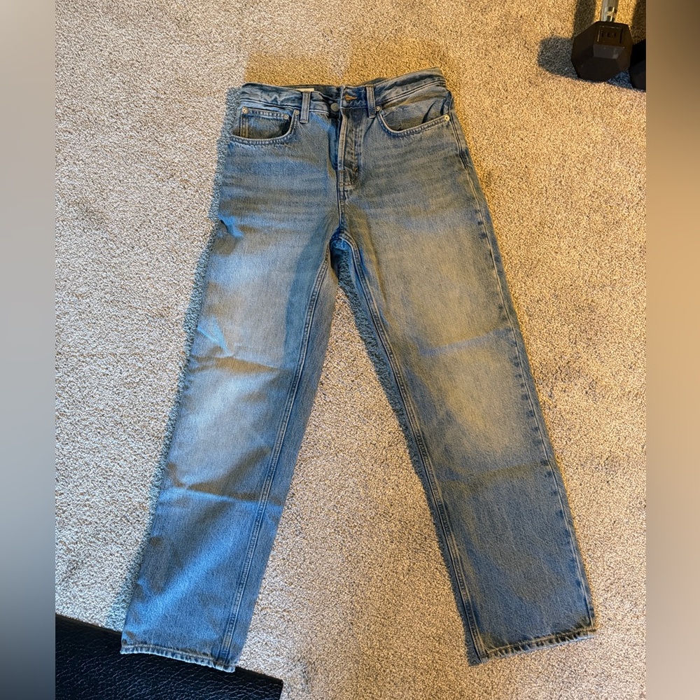 Zara Light Blue Straight Jeans (Never Worn)